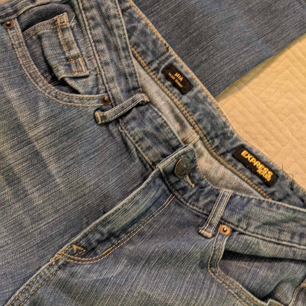 Express Rhinestone Back Pocket Jeans - Picture 2 of 8